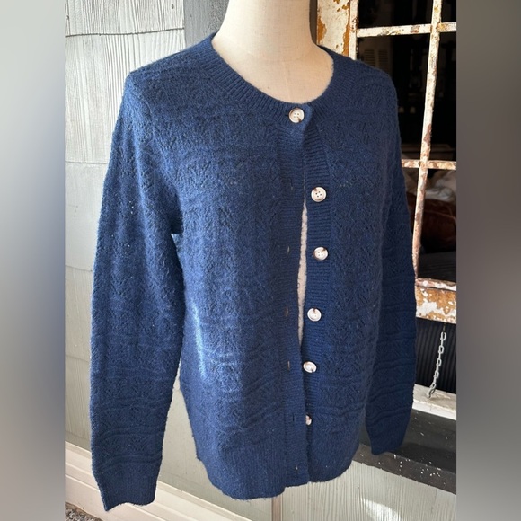 Croft & Barrow Pointelle Button-Front Cardigan Blue Black Size Small - Picture 4 of 6